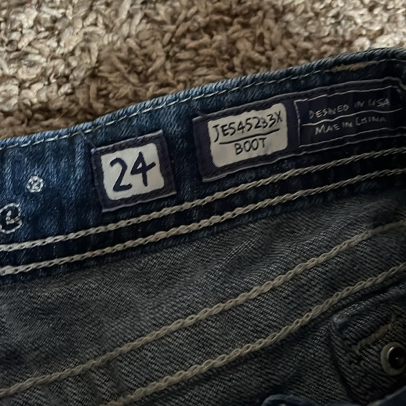 Miss Me jeans, Slightly worn, Few gems missing - Picture 3 of 5